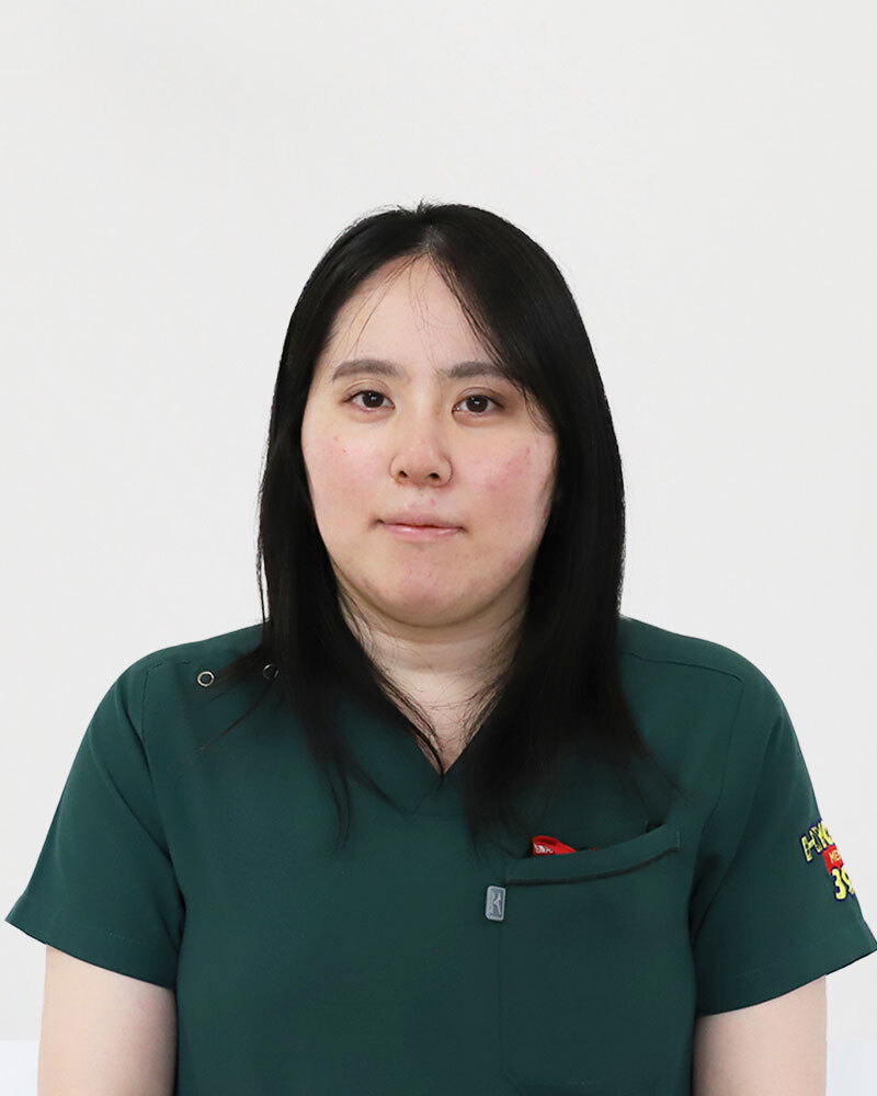 春田 寛子