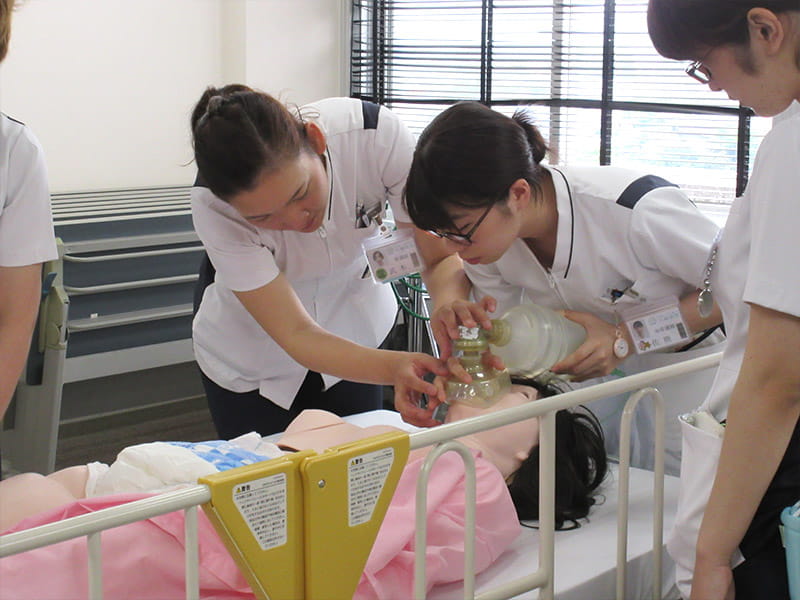 看護師【新卒】の募集［img-01］